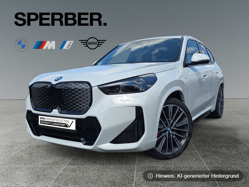Bild des Angebotes BMW iX1 xDrive30 M Sport Pro*20 Zoll*Memory*Aktivsit