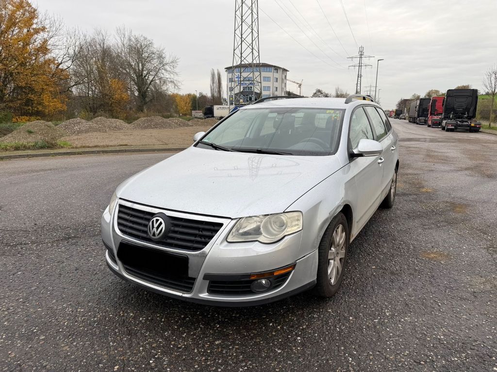 Bild des Angebotes Volkswagen Passat Variant Trendline 4Motion