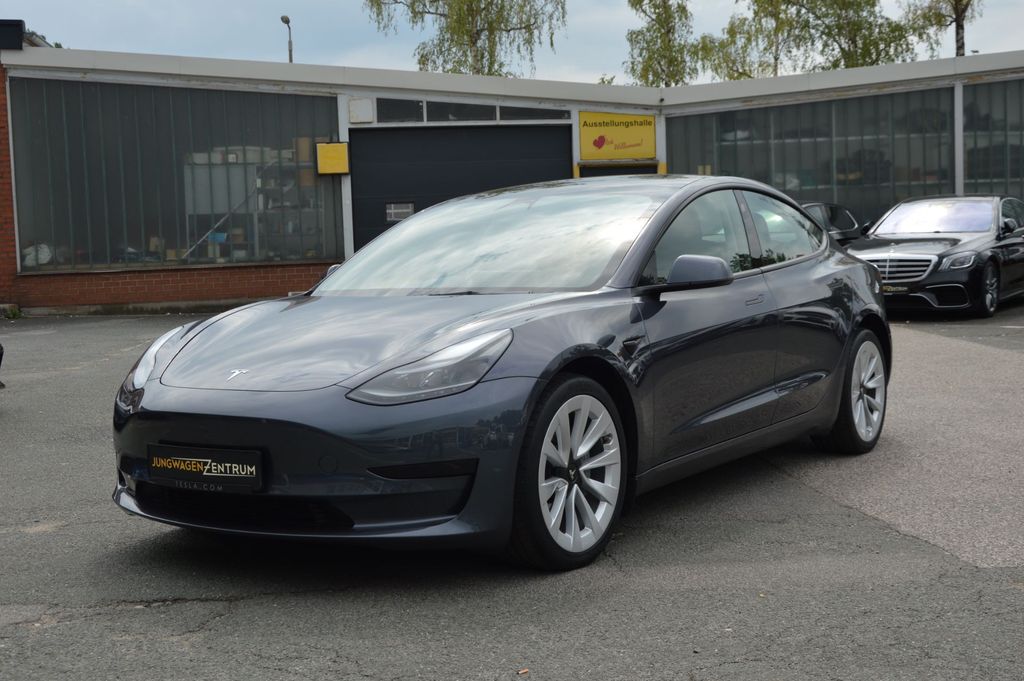 Bild des Angebotes Tesla Model 3 RWD SR+"PANO"SITZHZ"KAMERA"NAVI"