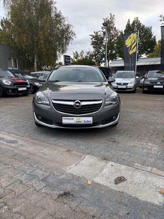 Opel Insignia Innovation mit guter Ausstattung AHK 13