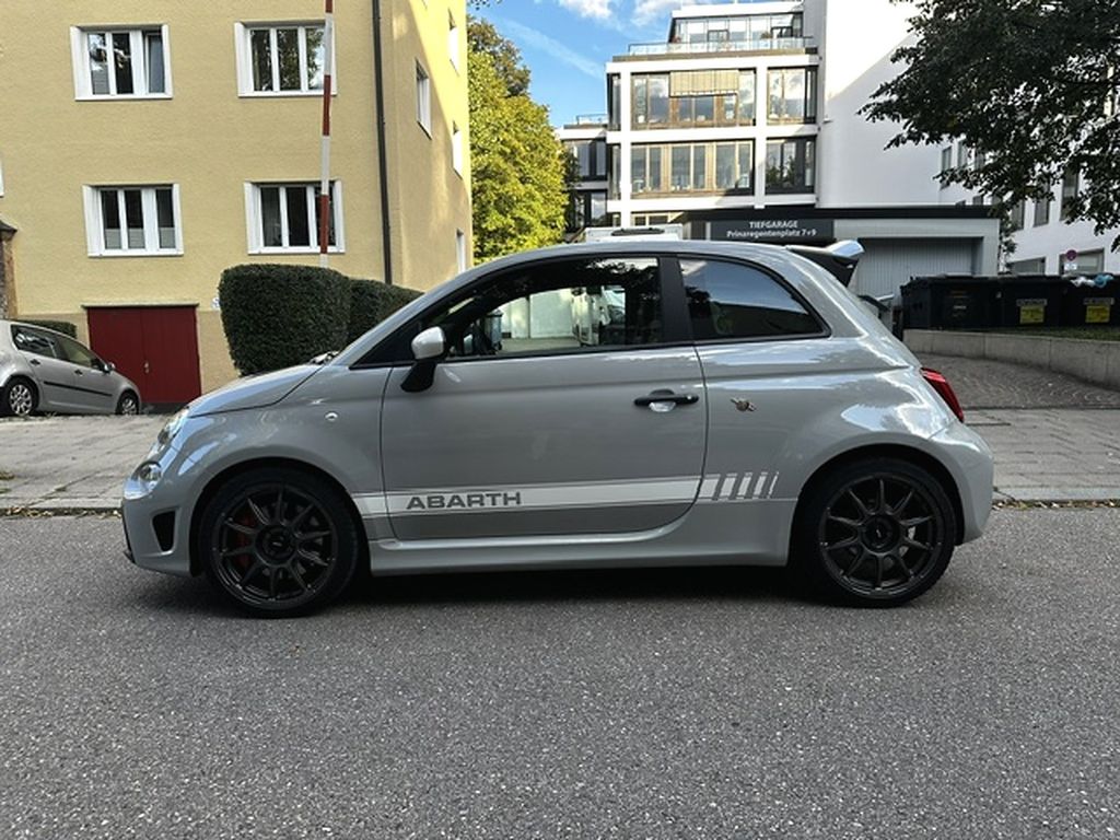 Bild des Angebotes Abarth 695 1.4 T-Jet 16V 695 Essesse