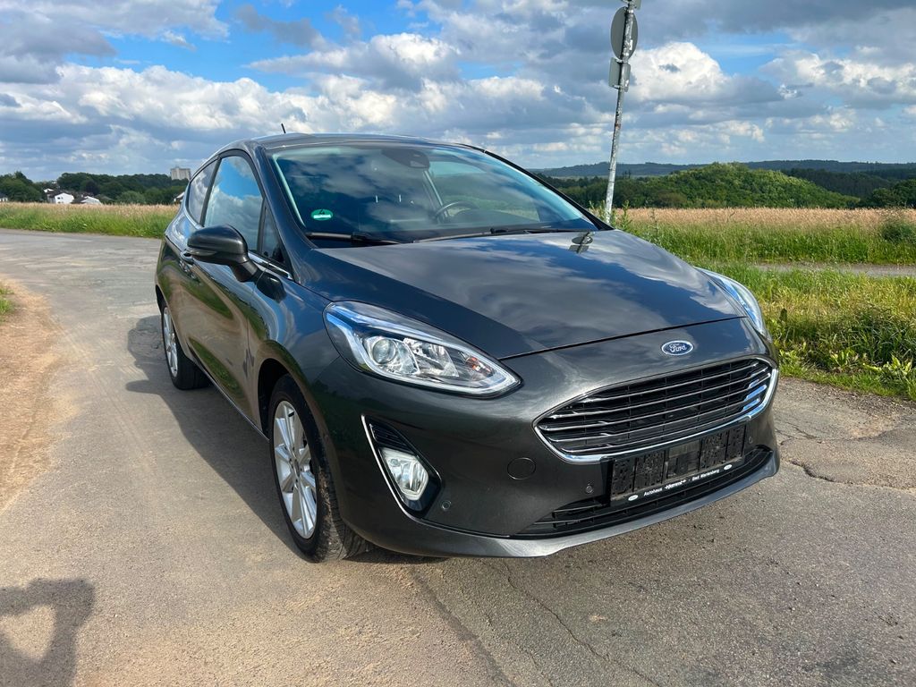 Bild des Angebotes Ford Fiesta 1,0 EcoBoost 92kW Titanium Titanium