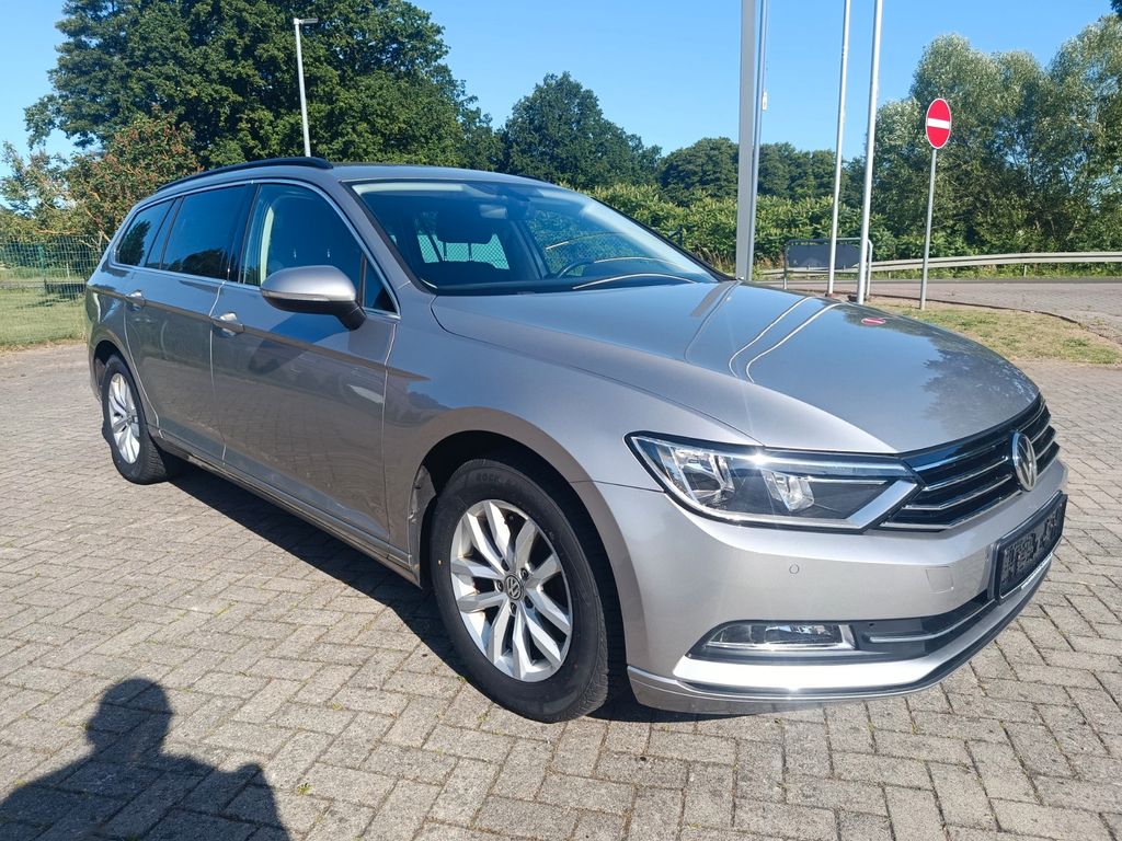 Bild des Angebotes Volkswagen Passat Variant 2.0 TDI AHK TÜV Neu