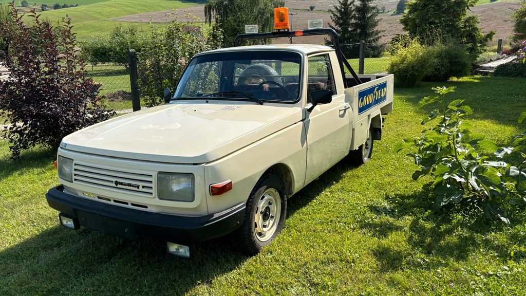 Bild des Angebotes Wartburg 353 Trans (Pickup) Oldtimer zu verkaufen