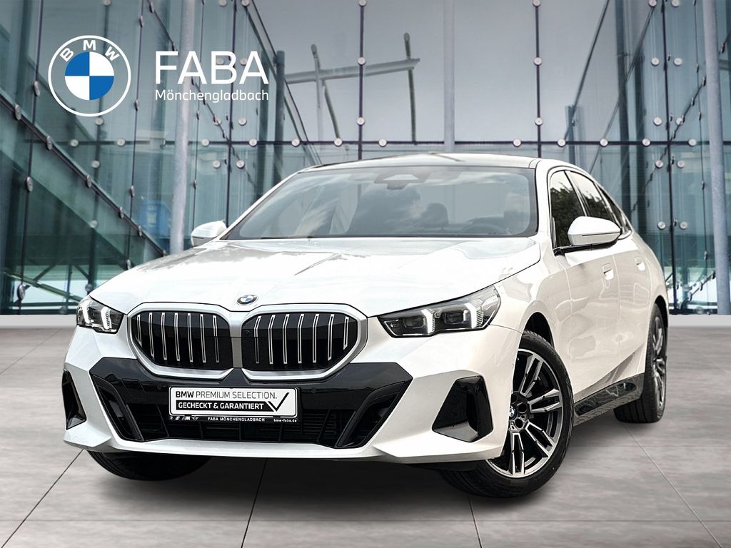 Bild des Angebotes BMW 520d xDrive Limousine M Sportpaket Head-Up DAB