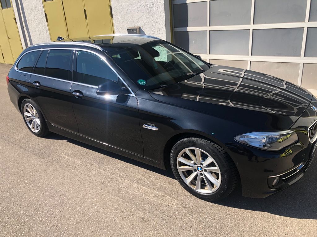 Bild des Angebotes BMW 530d Touring A Luxury Line Luxury Line