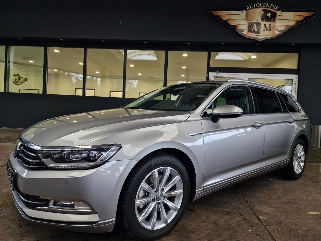 Bild des Angebotes Volkswagen Passat Variant 2.0 TDI DSG Highline BMT PANO/AHK