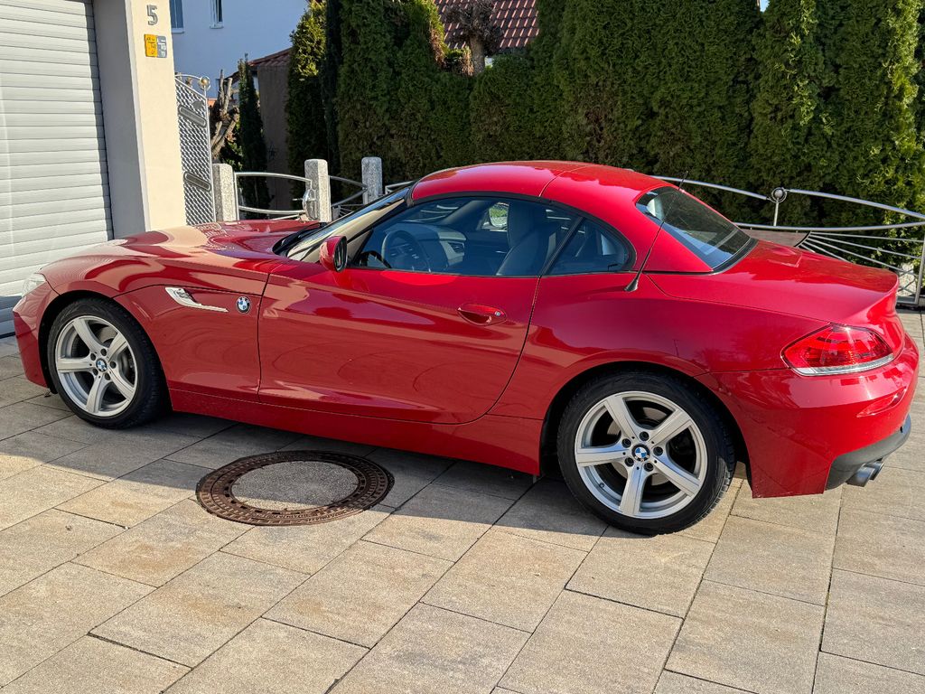 BMW Z4 sDrive28i - M-Paket Navi Leder Automatik