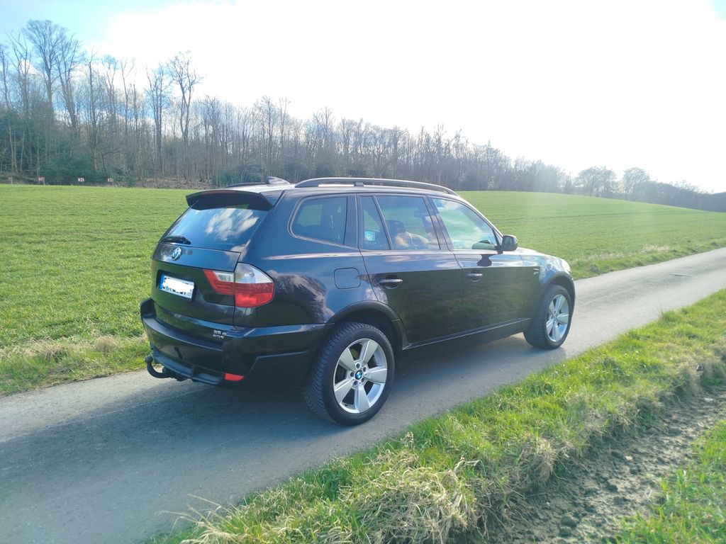 Bild des Angebotes BMW X3 3.0sd - m Paket innen AHK wenig km