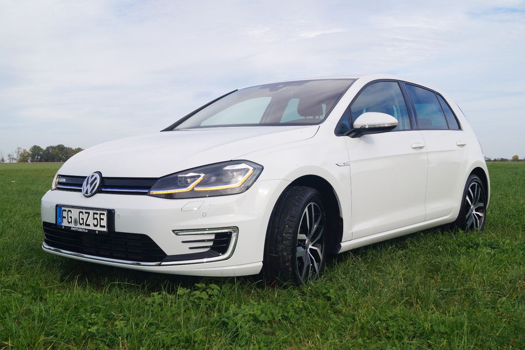 Volkswagen Golf -e "Voll" Keyl.Wärmep.CCS.WinterP.Busin.
