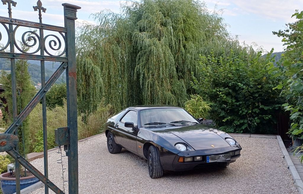 Bild des Angebotes Porsche 928  Urmodell (Schalter)