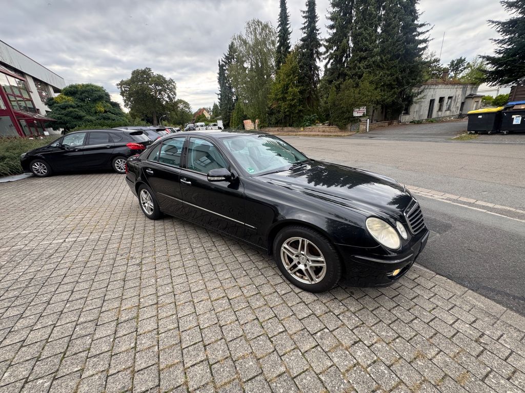 Bild des Angebotes Mercedes-Benz E 200 CDI     Schaltgetriebe