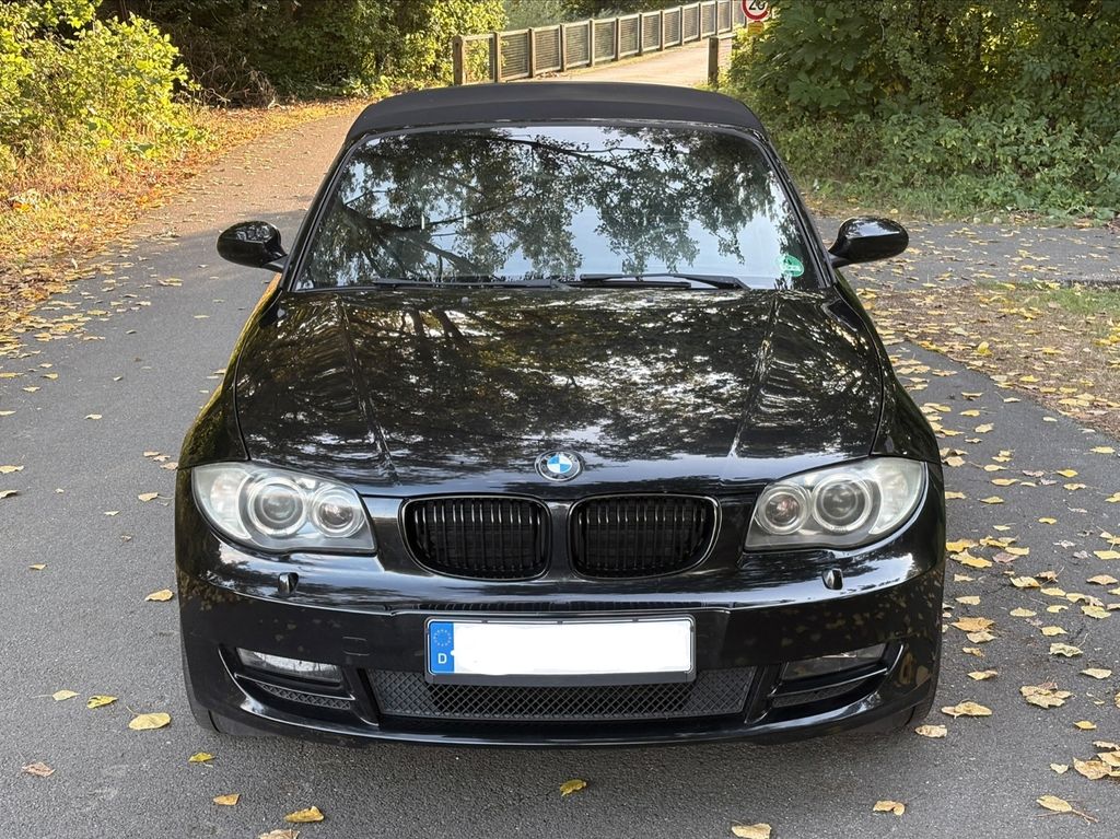 Bild des Angebotes BMW 120i Cabrio E88 | TÜV NEU | Bi-Xenon