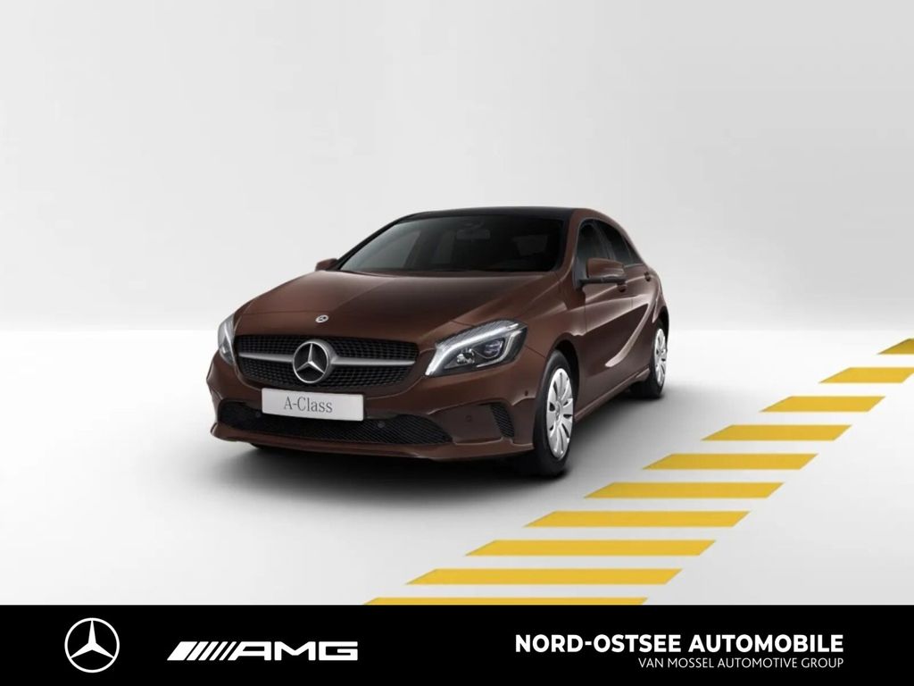 Bild des Angebotes Mercedes-Benz A 200 d 4M PANO STDHZG AHK COMAND HUK LED TEMPO