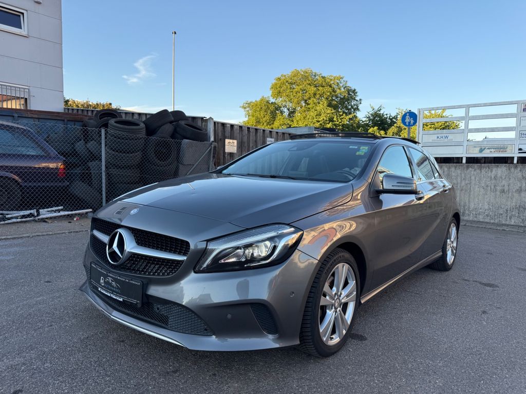 Bild des Angebotes Mercedes-Benz A 220d BlueEfficiency *PANORAMA/NAVI*