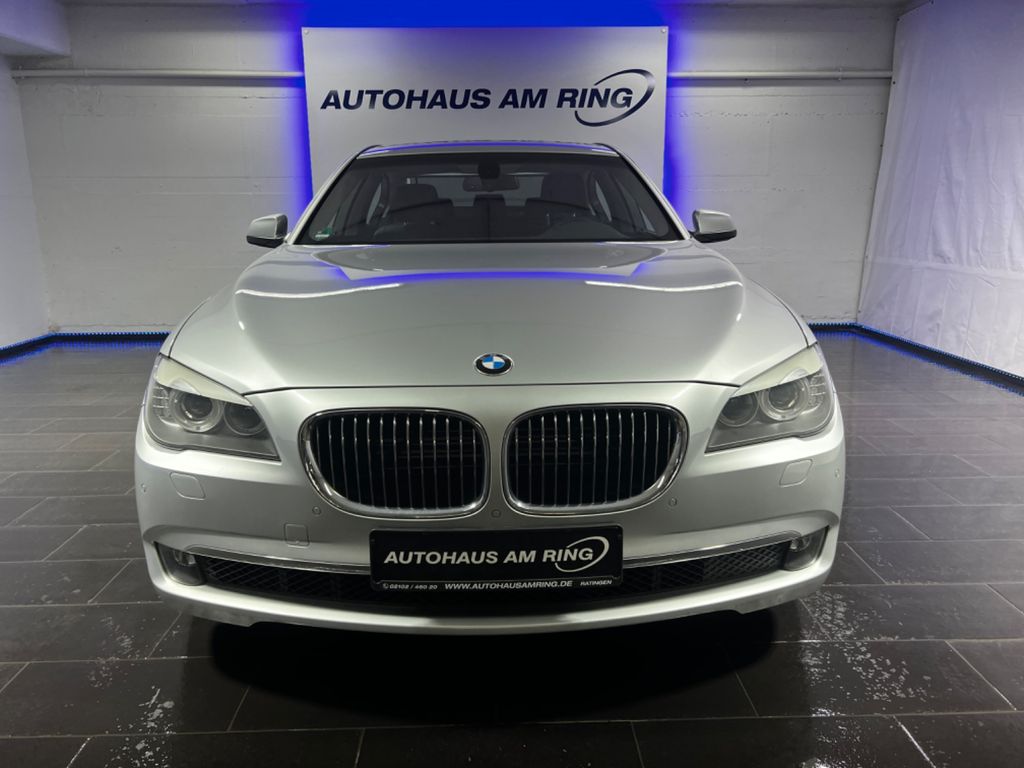 Bild des Angebotes BMW 750i 1.HND 46TKM KEY PROF XENO MEMORY LEDER HIFI