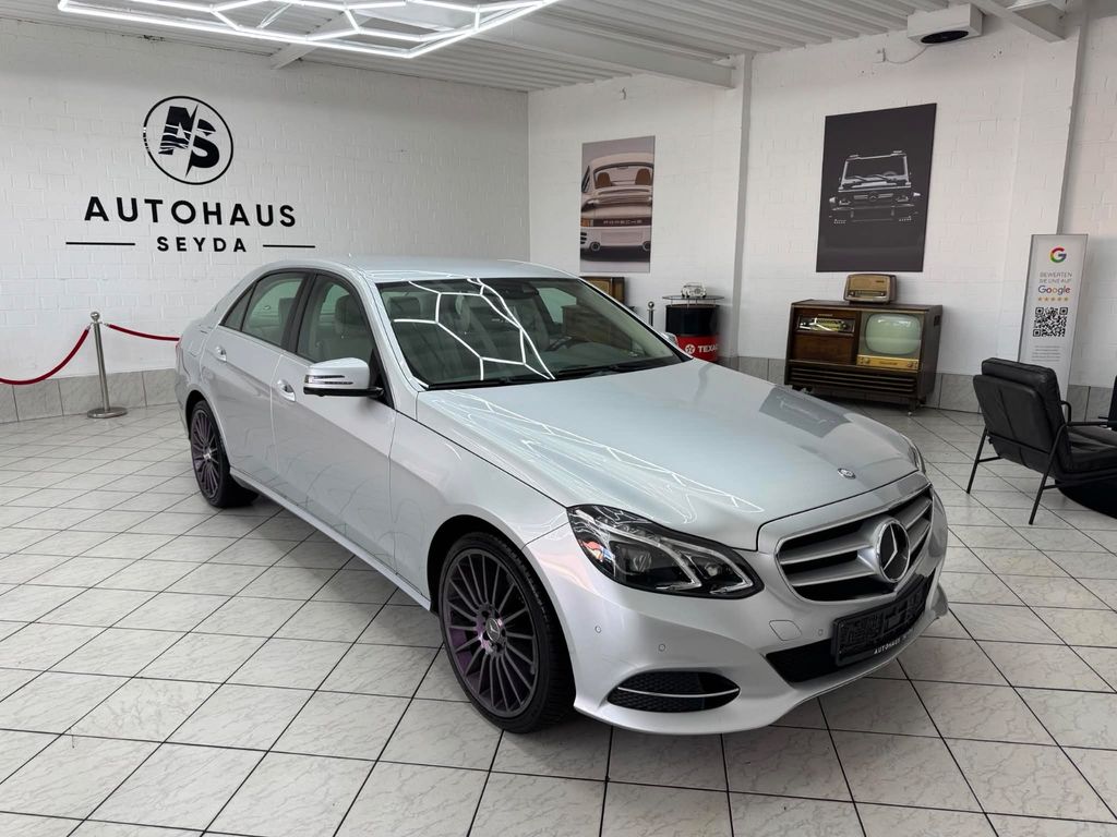 Bild des Angebotes Mercedes-Benz E 400 E Limo. 4Matic *LEDER*NAVI*AUTOMATIK*