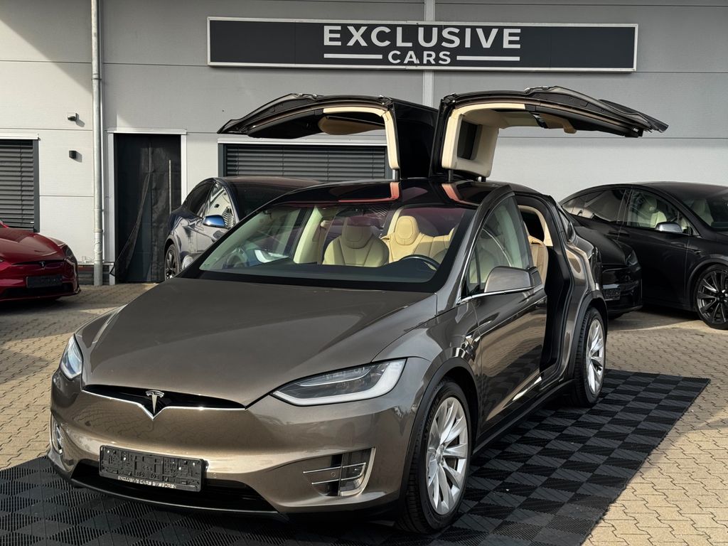 Bild des Angebotes Tesla MODEL X 90D / SC01 FREE SUPERCHARGER / TITANIUM