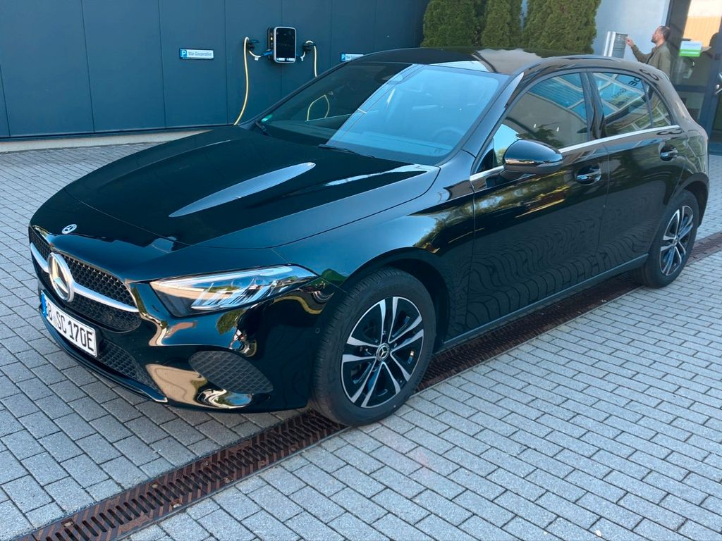 Bild des Angebotes Mercedes-Benz A 250 e