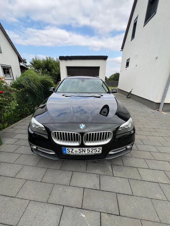 Bild des Angebotes BMW 530 Facelift | 01/2014 | DKG | Schwarz |
