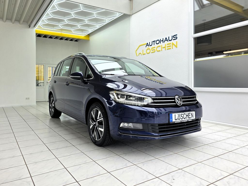 Bild des Angebotes Volkswagen Touran Highline IQ-Drive R-Kamera App-Connect