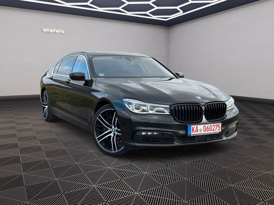 Bild des Angebotes BMW 750 L d xDrive*DVD*HUD*Massage*Skyline Panorama*