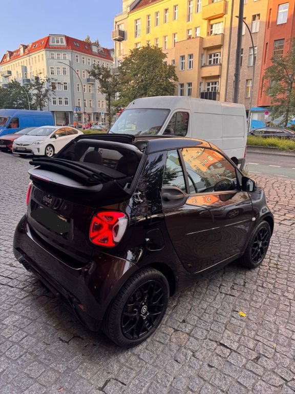 Bild des Angebotes Smart ForTwo cabrio 0.9 90PS mit FOX Sportauspuff