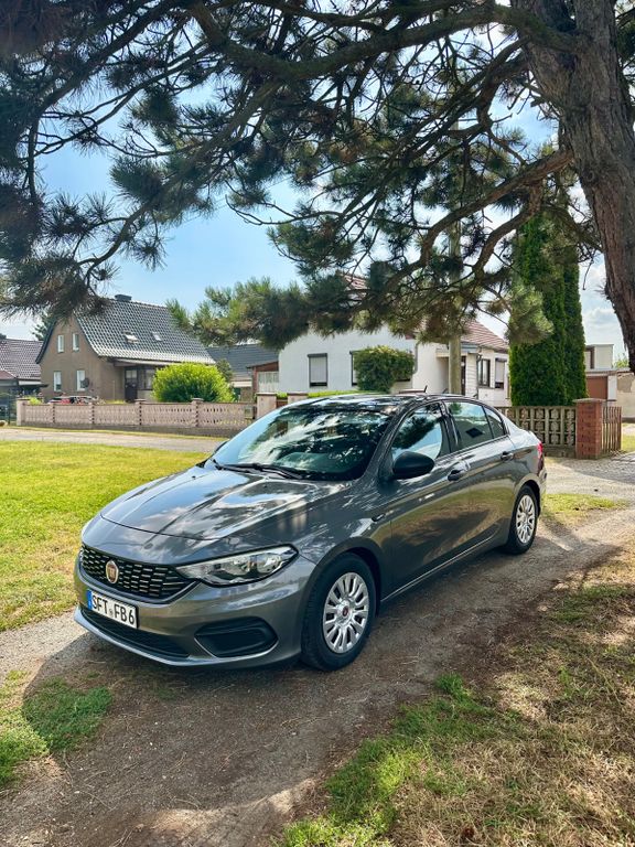 Bild des Angebotes Fiat Tipo 1.4 16V EASY EASY