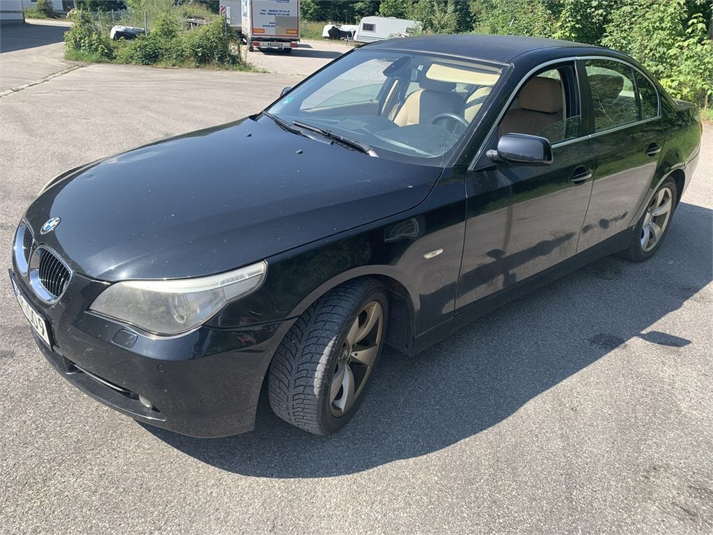 Bild des Angebotes BMW 520 5 Limousine 520 d Automatik Xenon Leder PDC
