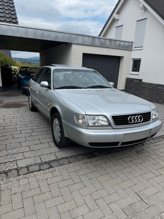 Bild des Angebotes Audi A6 2.0