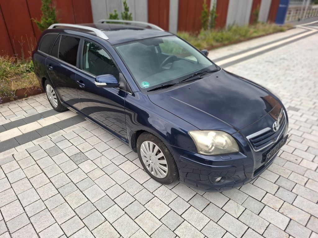 Toyota Avensis 2.0 D-4D*Tüv 04/27*Xenon*Top Zustand*