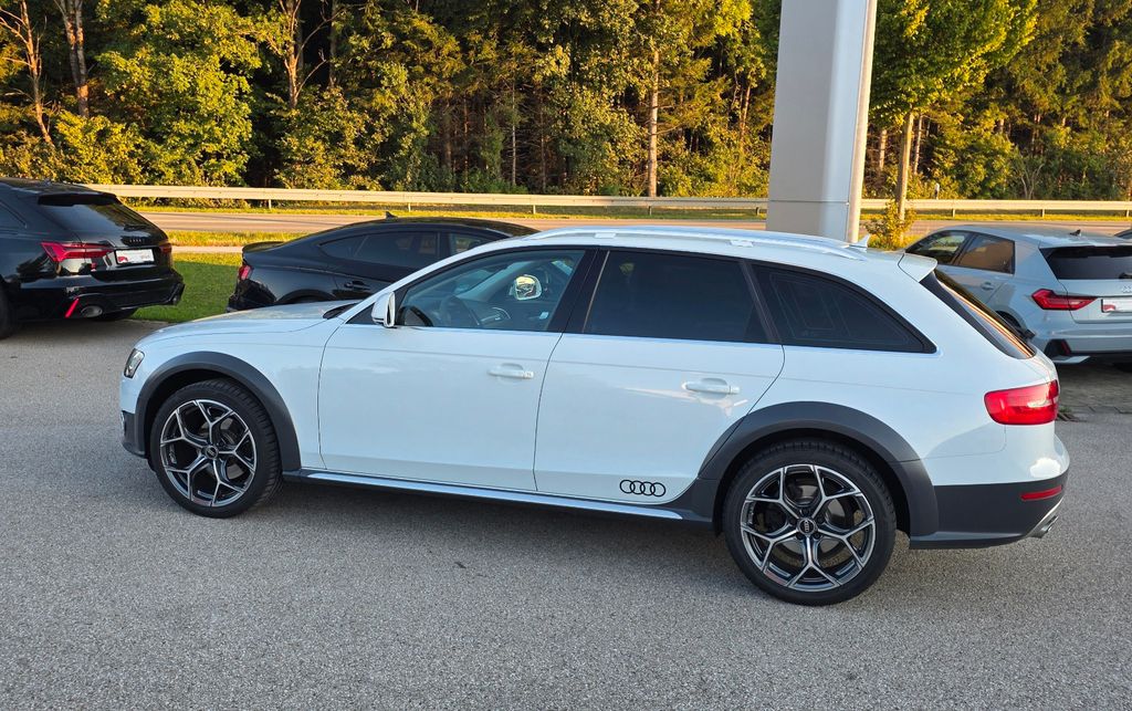 Bild des Angebotes Audi A4 Allroad 2.0 TDI S tronic quattro -