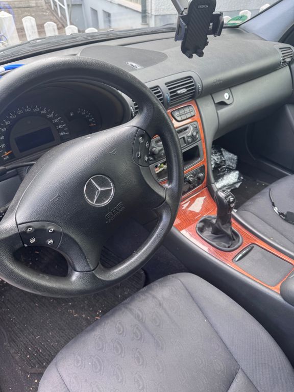 Mercedes-Benz Mercedes C 180 T Classic TÜV 7/28 viele Neuteile