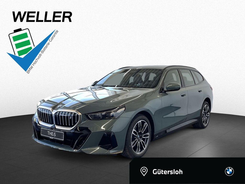 Bild des Angebotes BMW i5 eDrive40 Touring Sportpaket Bluetooth HUD LED