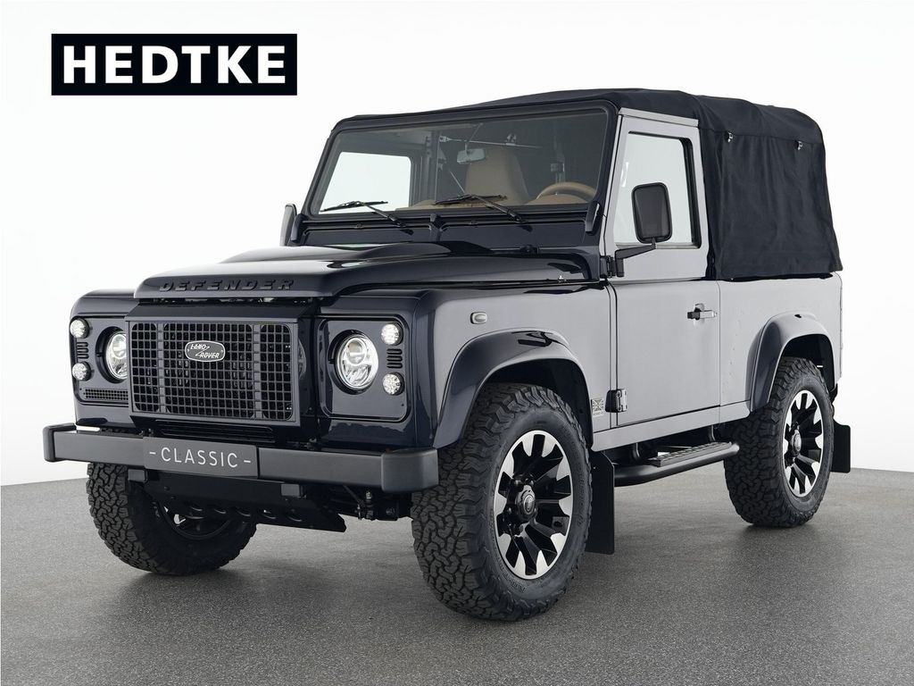 Land Rover Defender 90 Classic V8 Soft Top