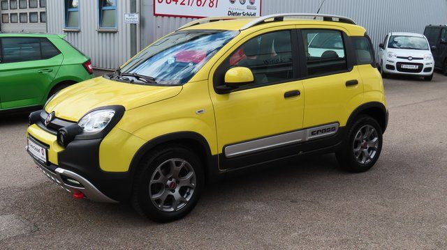 Bild des Angebotes Fiat Panda Cross 4x4 0,9 Twinair S&S 90 PS