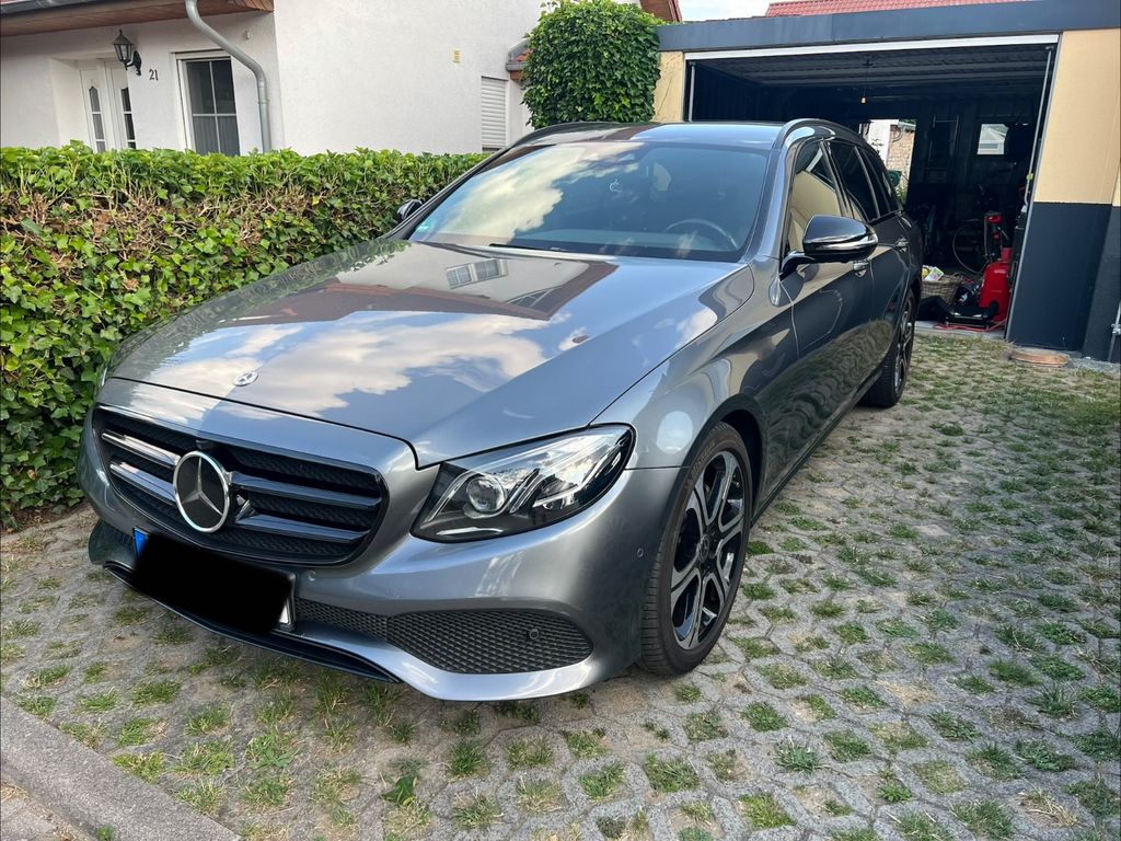 Bild des Angebotes Mercedes-Benz E 250 T Model*Multi*360*HUD*Distro*Thermo