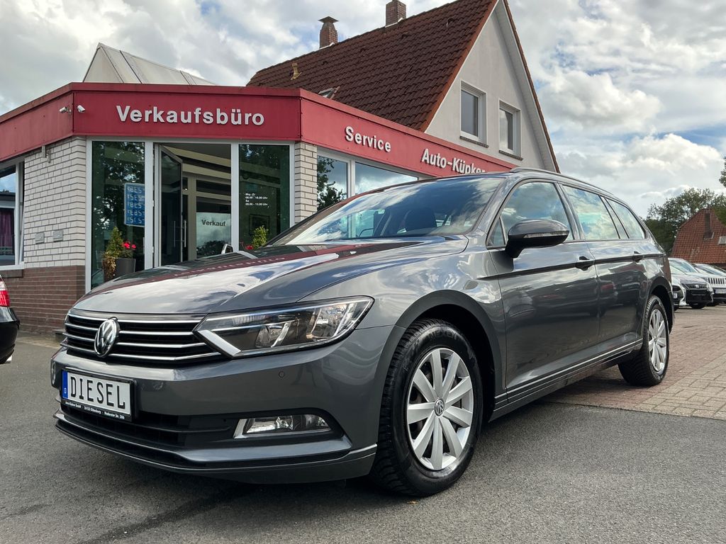 Bild des Angebotes Volkswagen Passat Variant Trendline 2.0 TDI SHZ BT ACC NAVI