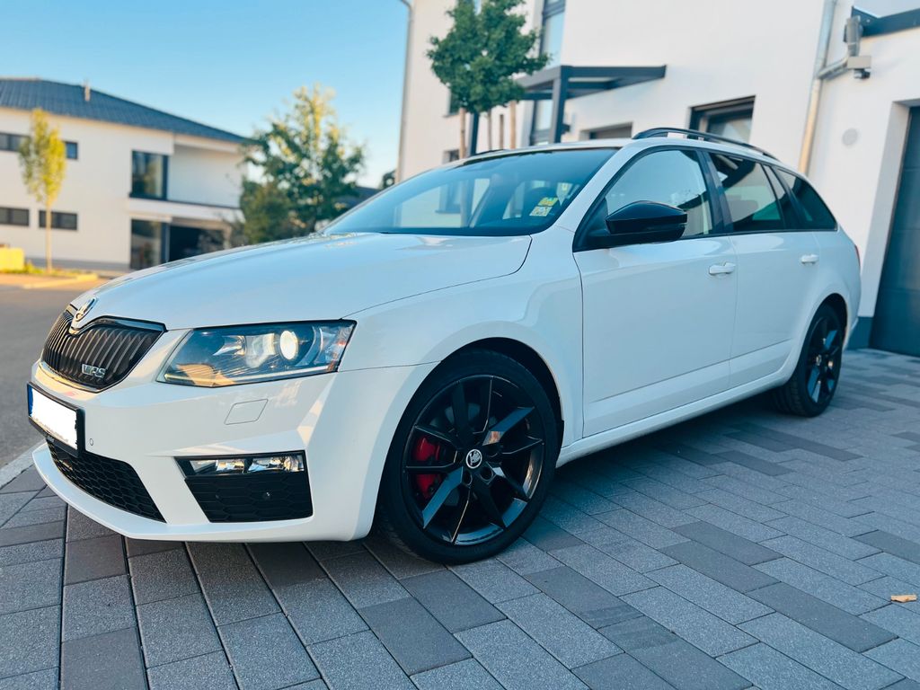 Bild des Angebotes Skoda Octavia RS Combi 2.0 TDI DSG 184 PS | ACC uvm.