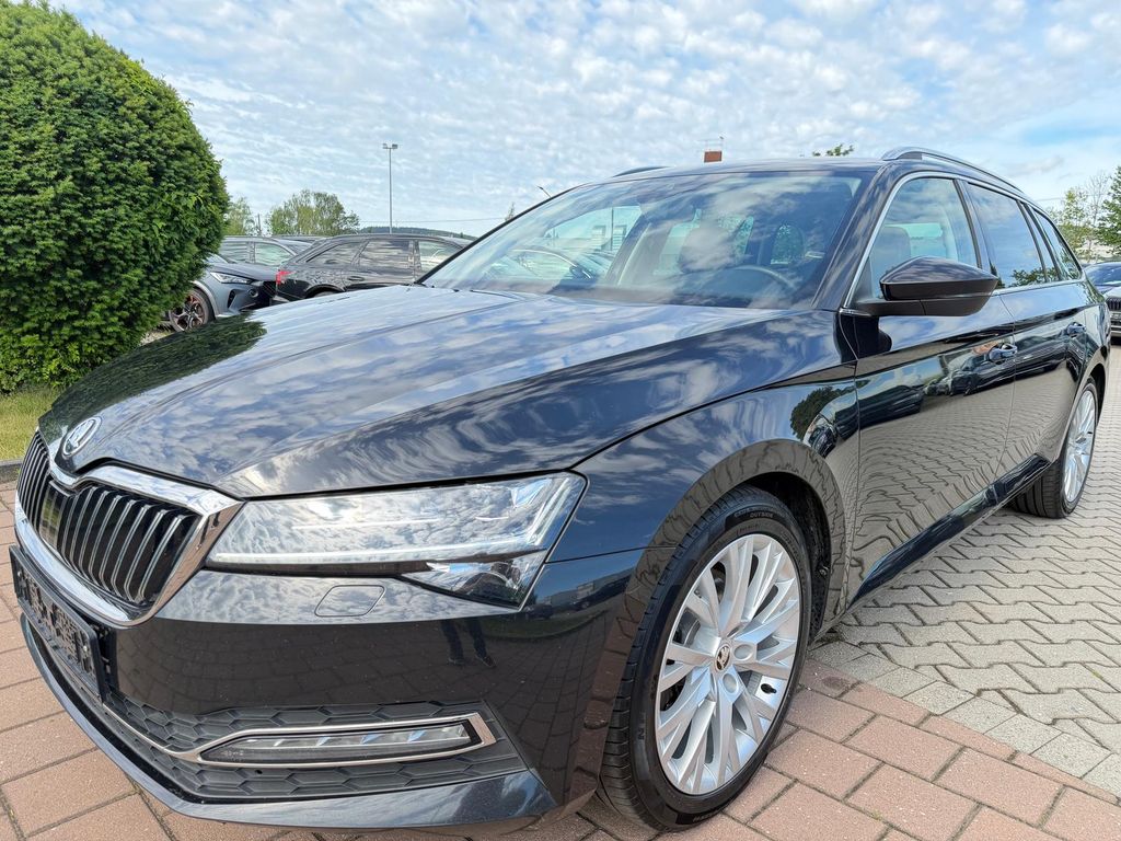 Bild des Angebotes Skoda Superb PREMIUM Edition 4x4 Leder Navi AHK Kamera
