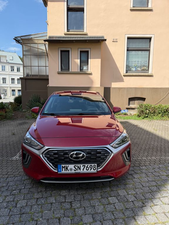 Bild des Angebotes Hyundai IONIQ 1.6l GDi PLUG-IN HYBRID - sehr Sparsam