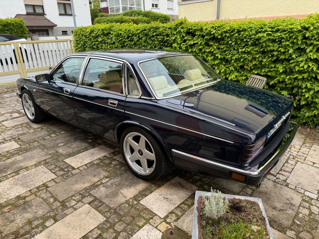 Bild des Angebotes Jaguar Daimler | 2. Hand | 96.000 km | H-Kennz.