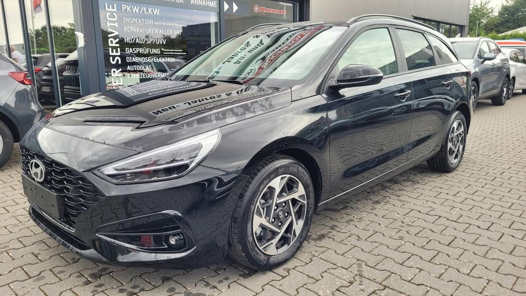 Bild des Angebotes Hyundai i30 SW 1.6 GO*Navi*LED*Shzg*Lhzg*PDC*Cam*16Zoll*