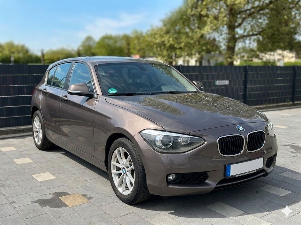 Bild des Angebotes BMW 114i - 5-TürigLimo*2.Hand*Klima*PDC*8fach*LED