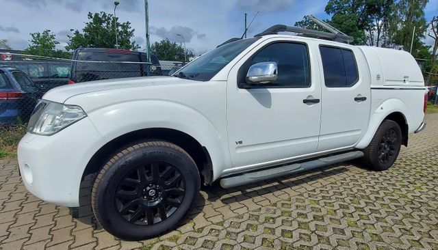 Nissan Navara Pickup Double Cab LE V6 4X4.AHK.SHZ