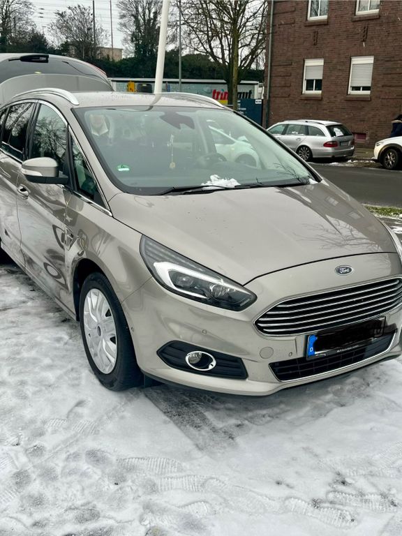Bild des Angebotes Ford S-Max 2,0TDCi Bi-Turbo 154kW Titanium PShift...