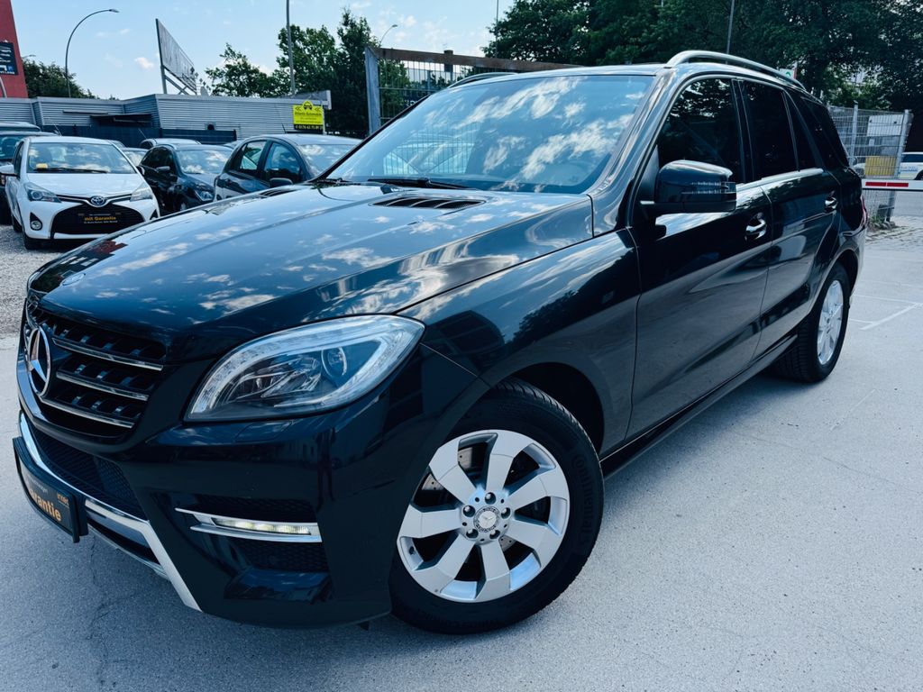 Bild des Angebotes Mercedes-Benz ML 350 BlueTec*4Matic*Rück.Cam*NAVI*Schiebedach*
