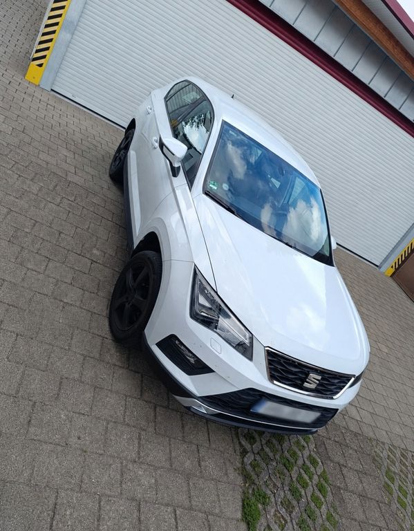 Bild des Angebotes Seat Ateca 1.4 EcoTSI 110kW TüV neu +8 Fach Bereift