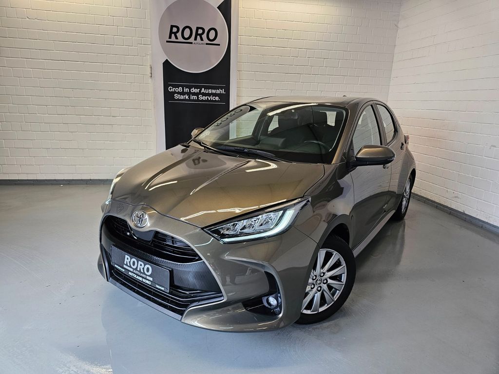 Bild des Angebotes Toyota Yaris 1.5l Team Deutschland + LED/KAMERA/AHK
