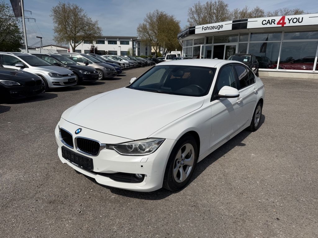 Bild des Angebotes BMW 320d Limo Effic Dynamics Edition Navi PDC Xenon